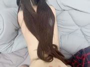 小情侶在床上後入私拍